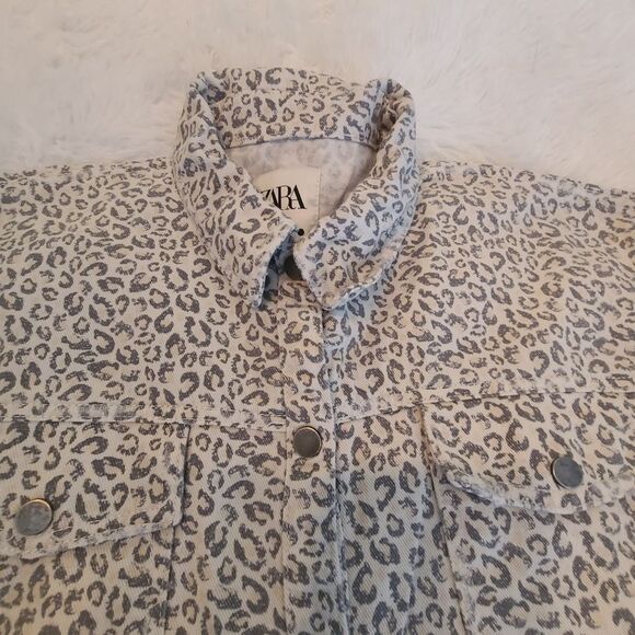 Zara Leopard Animal Print Denim Shirt Sz Small - Picture 3 of 6